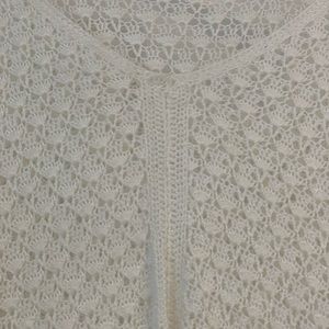 Crochet knitted white long sleeve too